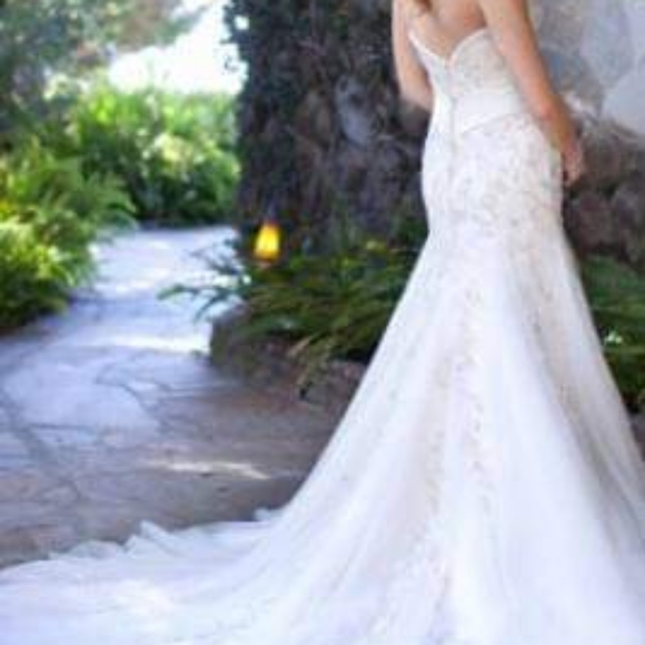 Brand new wedding dress(gown) - Picture 4 of 4